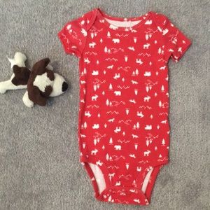 Short sleeve bodysuit 9 months NWOT